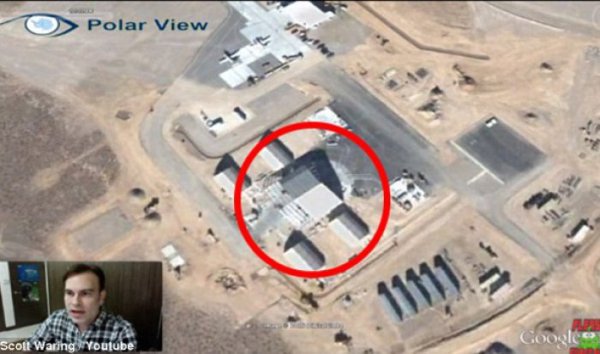Google Maps dă de gol secretul NASA nr.1. Un OZN de 30 de metri, ascuns într-un hangar