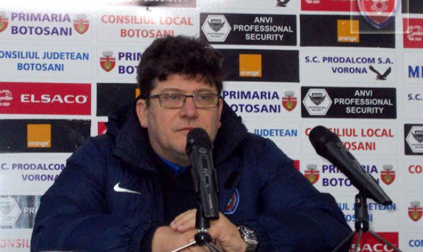 Cristi Pustai: „Am avut puţine situaţii de gol pe care nu le-am fructificat”