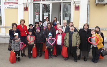 Doamnele Social Democrate alături de …