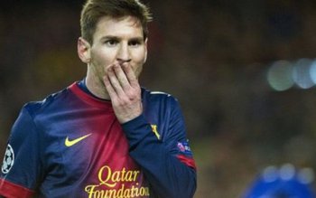 Messi i-a rupt mâna unei …