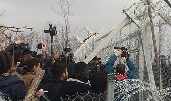 Bulgaria, pregătită să ridice un gard la graniţa cu Grecia, de teama imigranţilor