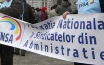 Funcționarii publici amenință cu boicotarea …