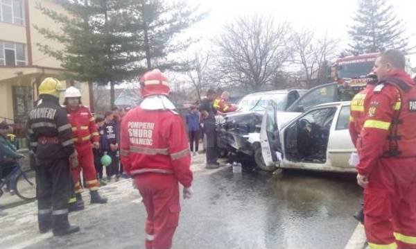 Sfârşit tragic pe drumul Botoșani-Suceava, pentru un şofer care a pătruns brusc cu maşina pe contrasens