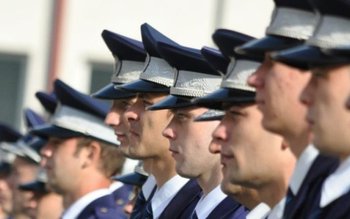 8 aprilie - data până …