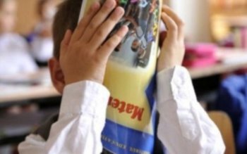 Ministerul Educaţiei prezintă programa şcolară …