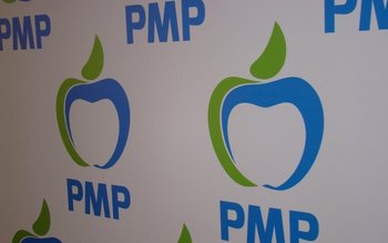Patru deputați PMP au depus …