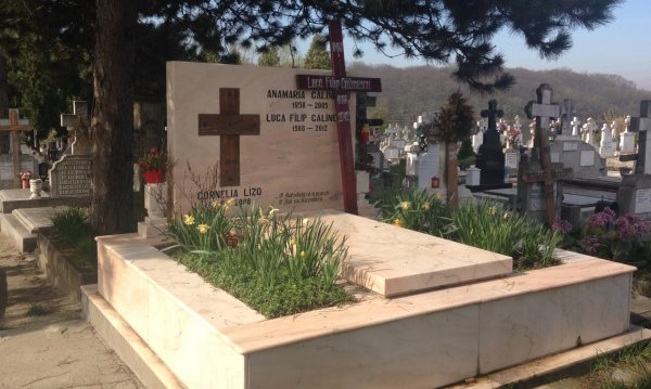 Ce a scris Florin Călinescu pe mormântul fiului și soției lui! Destinul cutremurator al vedetei