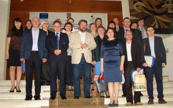 Delegaţia ucraineană şi-a început vizita …