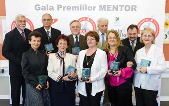 Profesor de geografie originar din …