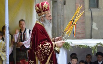 Slujbă oficiată de Preasfinţitul Teofan …