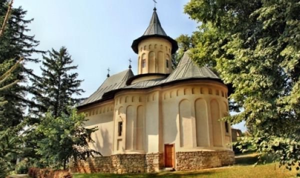 Mănăsirea Coşula a fost restaurată printr-un proiect european de 15 milioane de lei