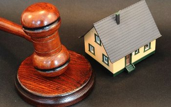 Trei bănci mari scot apartamente …