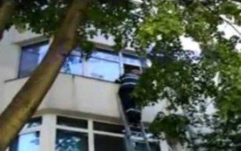 Descoperire macabră într-un apartament din …