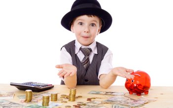 Peste 350 de elevi din …