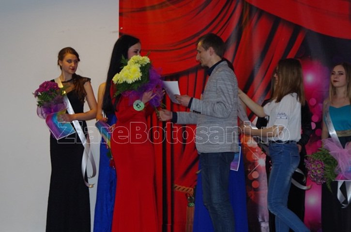 Vezi câștigătoarele concursului Miss EuropeTIN, Botoșani, 2016 - FOTO