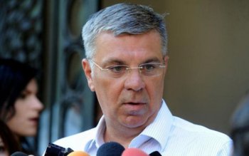 Valeriu Zgonea, revocat din funcţia …