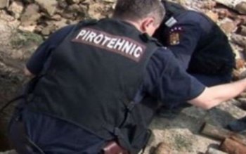 Pirotehnicienii din 16 judeţe, instruiţi …