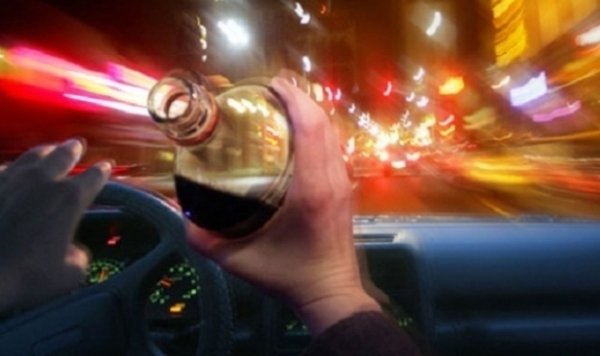 Șoferi depistați sub influența alcoolului la volan. Vezi ce alcoolemie aveau!