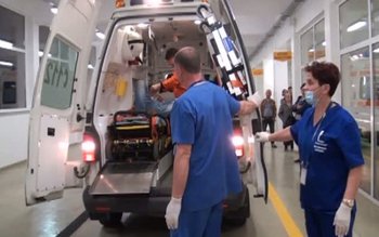 Cântăreaţă atacată în stradă de …