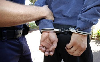 Urmărit internaţional depistat de poliţişti …