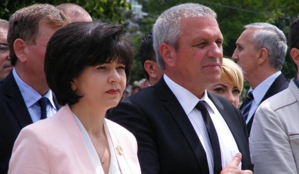 Doina Federovici: „E ziua când ne înclinăm frunţile şi rostim o rugăciune pentru sufletele celor care au pierit” - FOTO