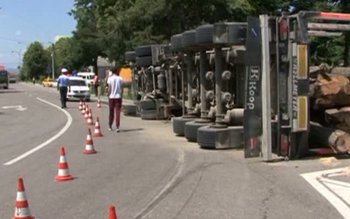 Accident grav în Suceava.TIR cu …