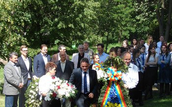 127 de ani de la …