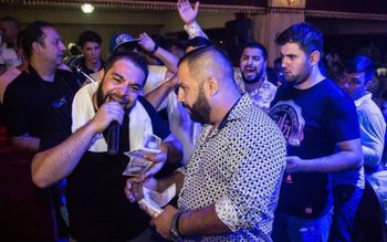 Incredibil! Maneliștii din România, vedete …