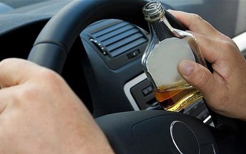 Șoferi depistaţi în trafic, deşi …