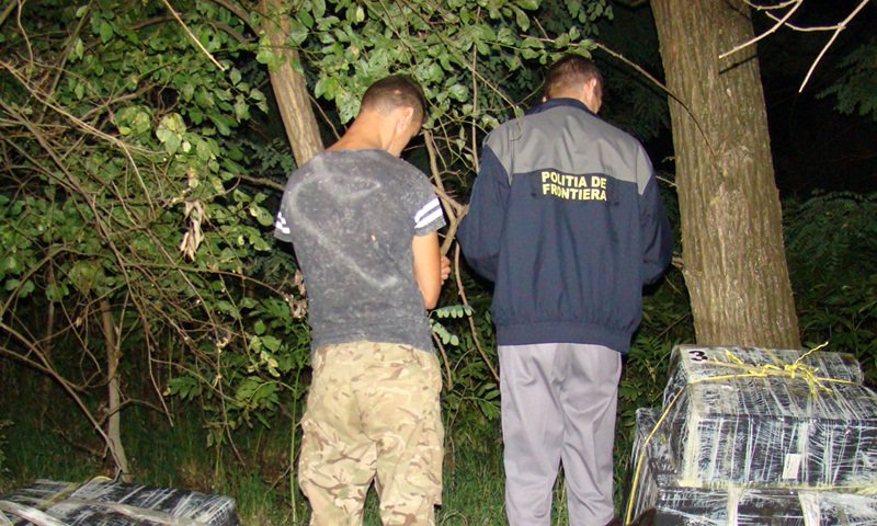 Tânăr contrabandist depistat la malul râului Prut - FOTO