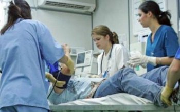 Accident de muncă: Asistentă medicală …