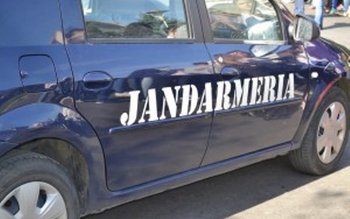 Adidașii furați de la uscat, …