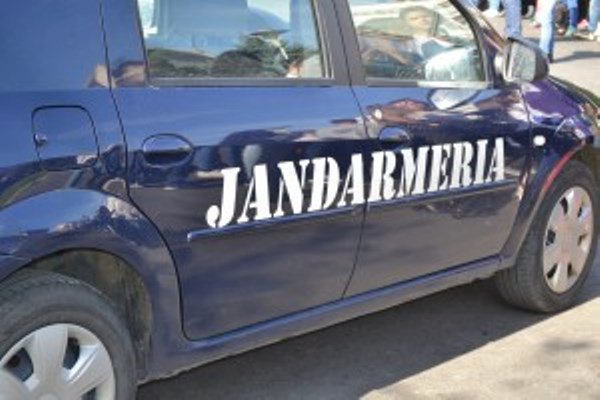 Adidașii furați de la uscat, restituiți de jandarmi