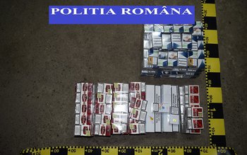 Polițiștii au făcut percheziţii la …