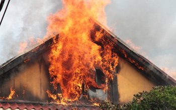 Locuinţă din Hudești cuprinsă de …