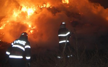 Peste 30 de tone de …