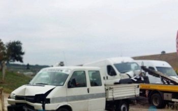 Mașina unei importante societăți din …