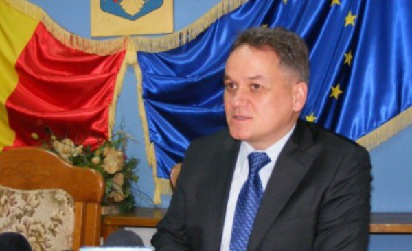 Prefectul stabileşte măsuri urgente şi de durată pentru siguranţa cetăţenilor din Municipiul Botoşani