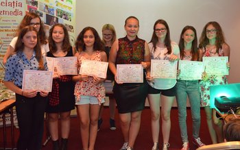 Premii pentru reportaje realizate de …