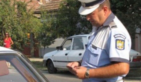 Dosar penal pentru că și-a încredințat mașina fiului minor care a fost implicat într-un accident rutier