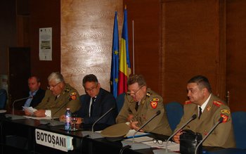 Primarii, instruiţi de specialişti militari …