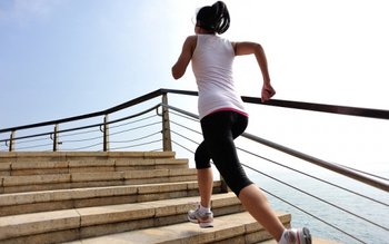 Urcatul scărilor ajuta la păstrarea …