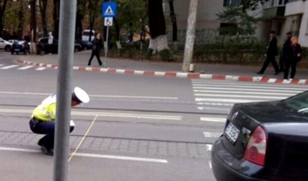 Minor din Botoșani lovit în plin de o mașină, pe trecerea de pietoni
