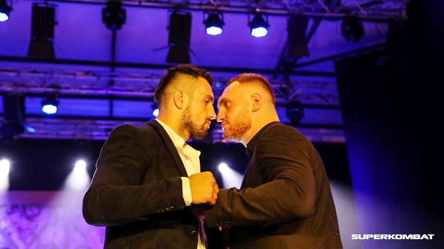 Luptătorii din gala Superkombat Iași se duelează la mall vineri după-amiază