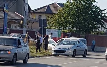 Accident la Botoșani! Două mașini …