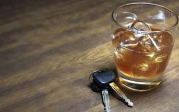 Tupeu de nedescris. S-a urcat …