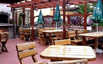 Atenție patroni! Se întâmplă în …