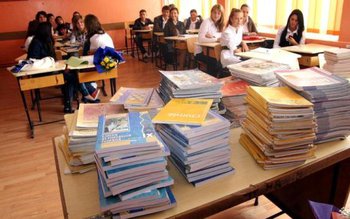 Când vor ajunge manualele gratuite …