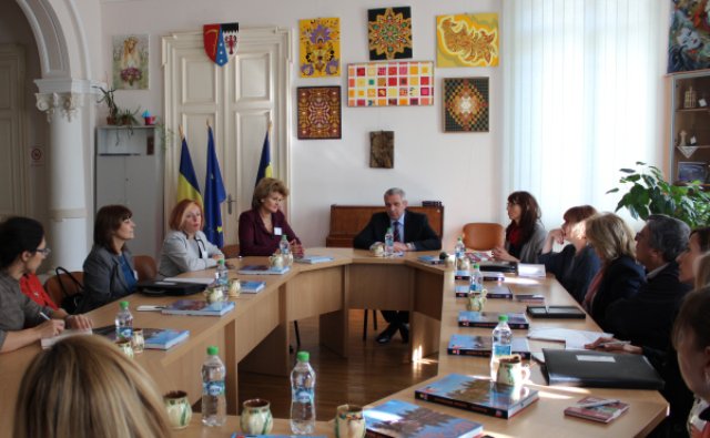 Vizită de studiu organizată de Consiliu Județean și IȘJ Botoșani „Viitorul începe astăzi: practici de orientare şcolară şi profesională” - FOTO