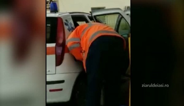 Un ambulanţier din Iaşi, surprins în timp ce fura motorină